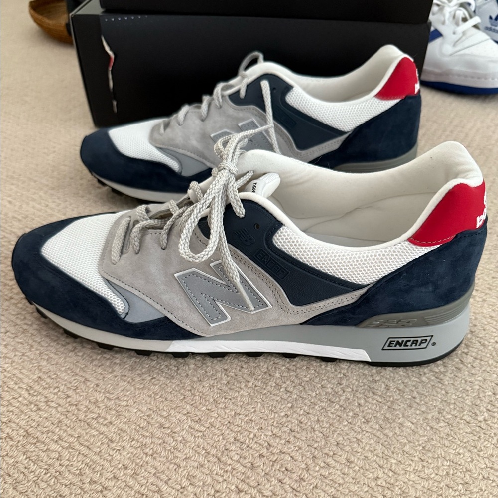 New Balance 577 Sneaker Red, White and Blue